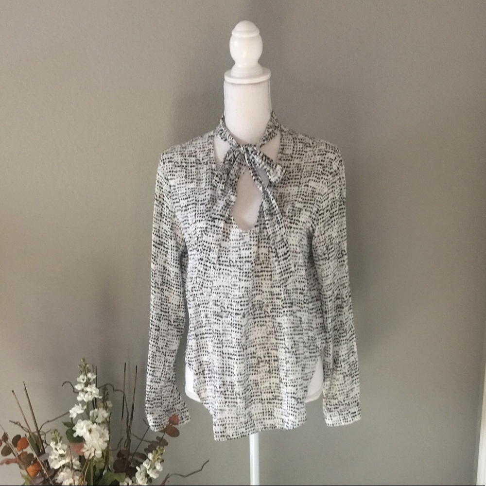 Cloth and Stone - Tie-Neck Print Blouse
